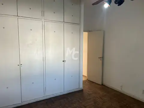 Depto Tipo Casa en Alquiler con 1 cocheras