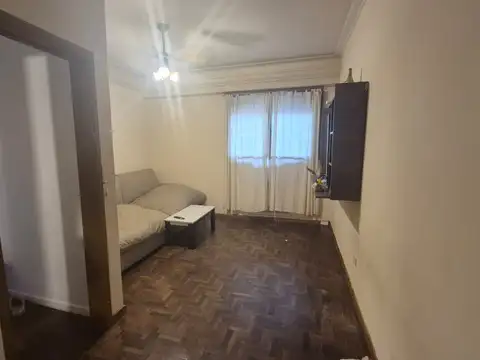 DEPTO 3 AMBIENTES CON PATIO, EN P.B., AL FRENTE, VILLA CRESPO