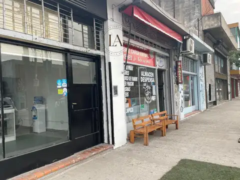 VENTA DE LOCALES EN MORENO
