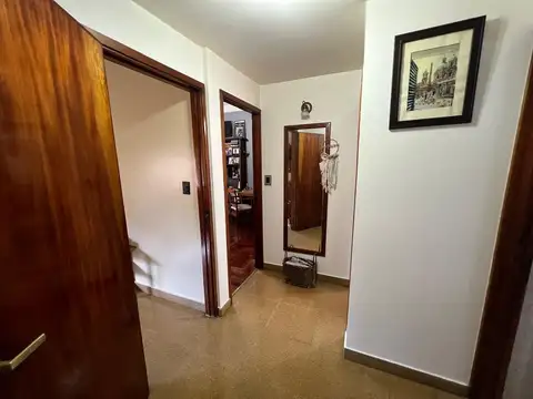 Depto Tipo Casa 4 ambientes con 2 baños