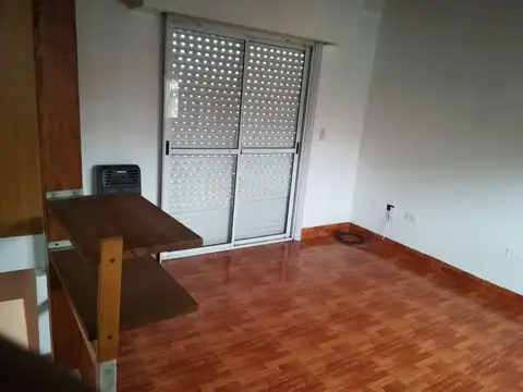 Depto Tipo Casa en Alquiler 15 años