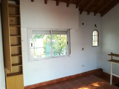 Depto Tipo Casa en Alquiler al Este