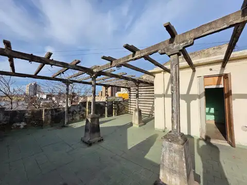 VENTA PH 5 AMB COCHERA PATIO Y TERRAZA GERLI LANUS