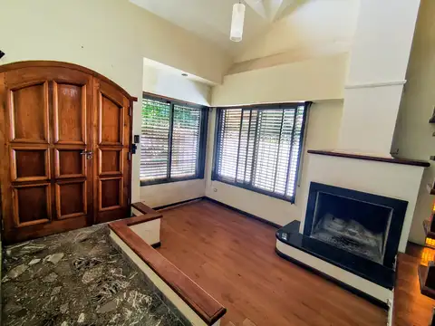 Casa en Venta en Berazategui, USD 150.000