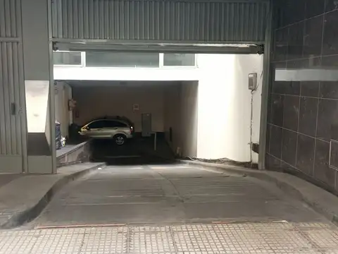 Cochera - Venta - Argentina, Capital Federal - ESMERALDA 718