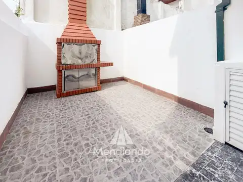 Depto Tipo Casa en Alquiler en Parque Luro, $ 1.300.000