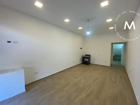Local comercial en alquiler - Villa Ballester Centro