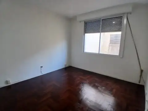 Depto Tipo Casa en Alquiler en Centro, $ 1.300.000
