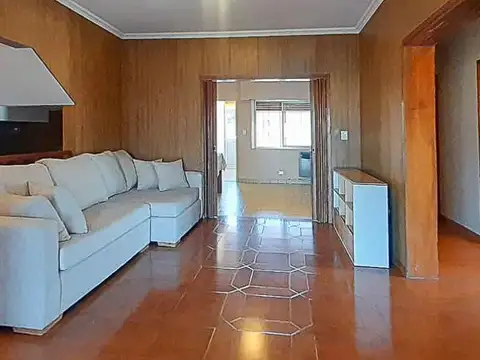 Local en Venta 40 años