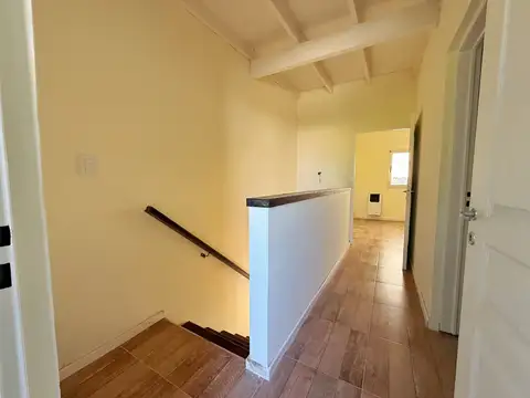 Depto Tipo Casa en Venta en Villa Elvira, USD 70.000