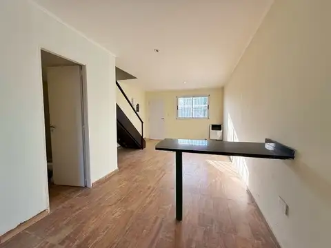 Depto Tipo Casa en Venta de 2 dormitorios