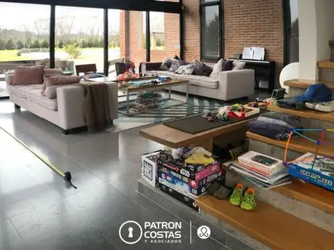 Casa en Venta en Exaltacion de la Cruz, USD 650.000