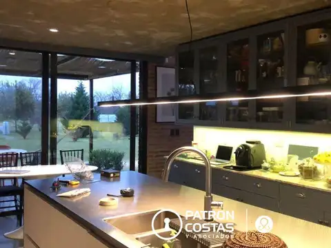 Casa en Venta 3 dormitorios, 1 suite, 26000 m2 en Las Vizcachas