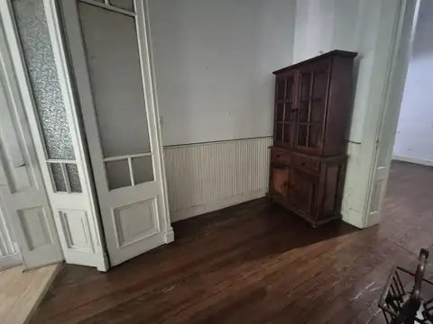 Depto Tipo Casa en Venta 40 años