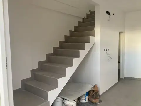 Casa en Venta en Burzaco Este, USD 140.000