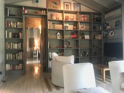 Quinta en Alquiler Temporal con 1 cochera