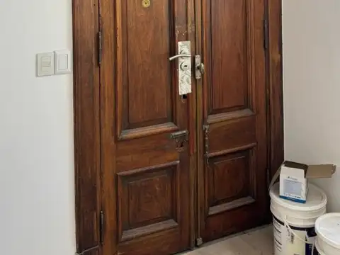 Corrientes 2200, Piso 5