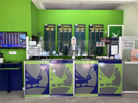 Av. Intermedanos 100, Piso 0