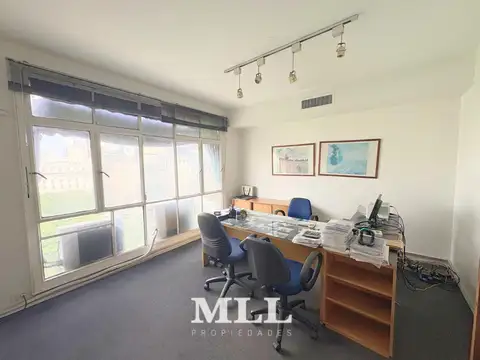 Oficina en Venta 26 años
