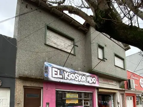 Local en Alquiler en Las Avenidas, $ 600.000