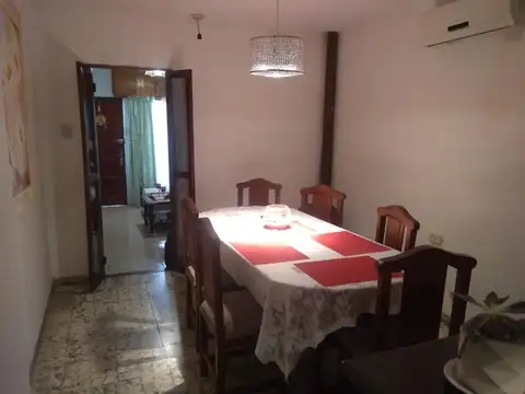 Departamento 5 ambientes con 1 baño