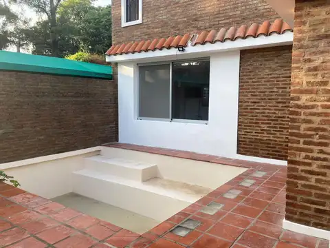 Casa 3 ambientes con 2 baños