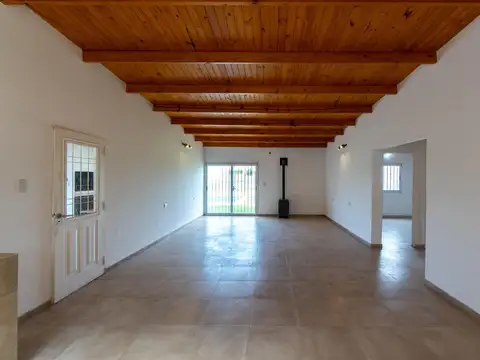 Casa en venta - 2 Dormitorios 4 Baños - La Plata