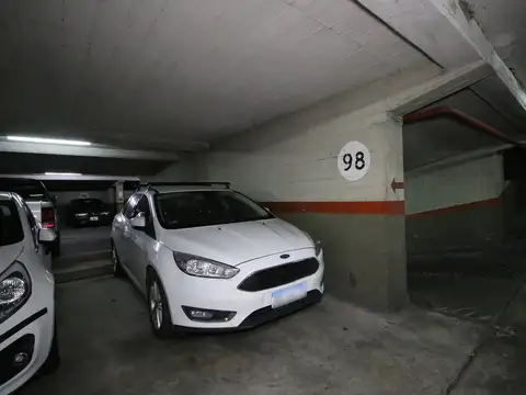 VENTA COCHERA PB BELGRANO CERCA SUBTE SEGURIDAD