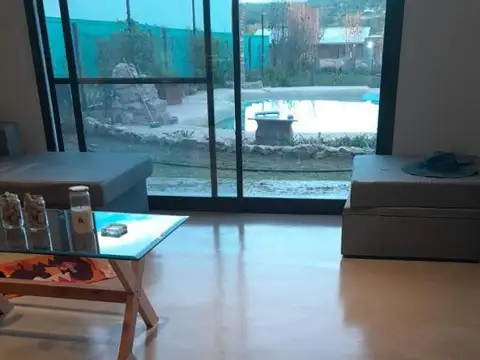 Casa en Venta con 6 cocheras