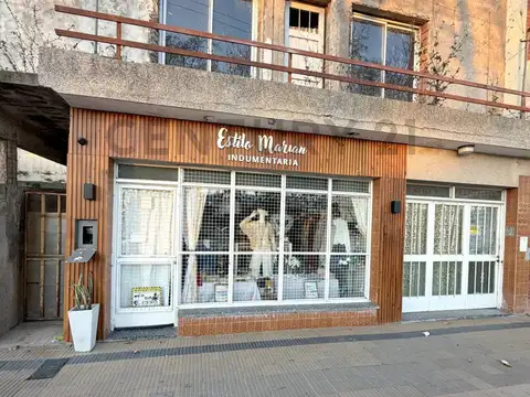 Casa 10 ambientes con 5 baños