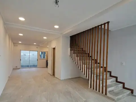 CASA TIPO DUPLEX A ESTRENAR EN MUNRO 2 UNIDADES DISPONIBLES