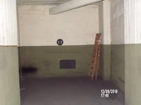 VENTA COCHERA EN BALVANERA