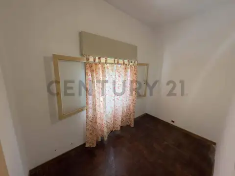 Departamento 5 ambientes con 2 baños
