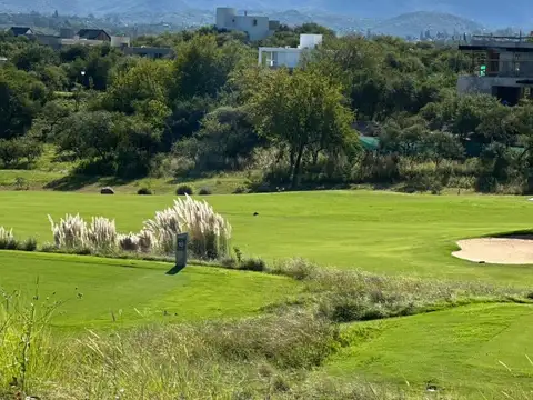 SE VENDE ESPECTACULAR TERRENO VISTA A CANCHA DE GOLF
