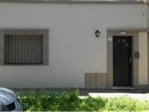 VENTA - PH 3 Amb. en Beccar, Terraza, Sin Expensas y Entrada Independiente