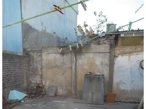 VENTA DE LOTE PROPIO CON VARIOS DPTOS TIPO MONOAMBIENTE 