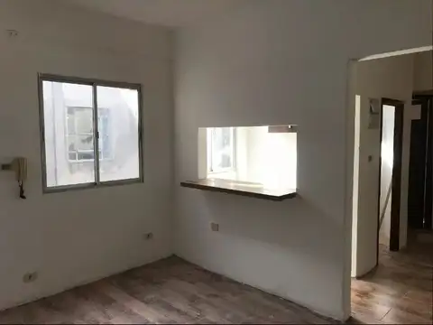 Departamento 3 ambientes con 1 baño