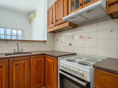 Depto Tipo Casa en Alquiler 45 años