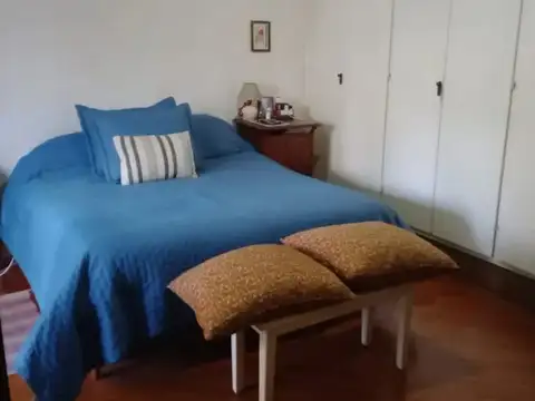 Depto Tipo Casa en Venta 100 años