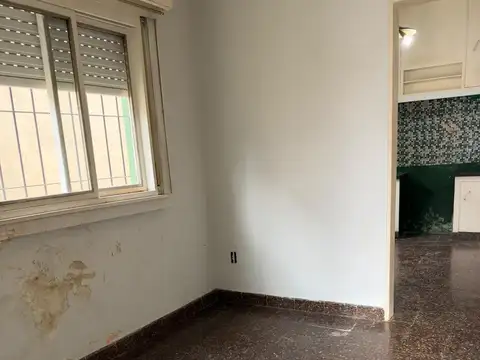 CALLE EN VENTA EN GUEMES AL 700