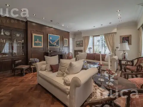 Casa en Venta de 5 dormitorios