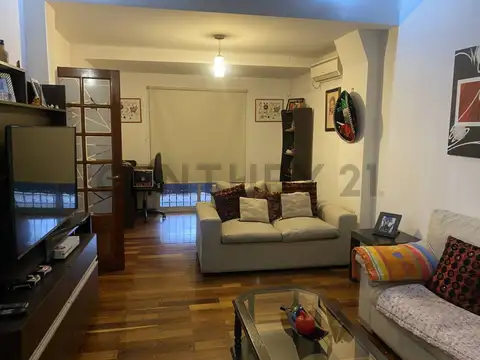 Imponente casa en Residencias Velez Sarsfield – amplitud, confort y espacios para disfrutar