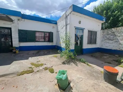 Casa 5 ambientes con 5 baños