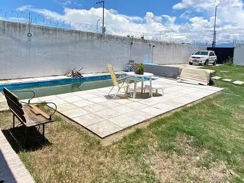 Exc Casa 1 dorm vta jard/pileta/qcho Eko Distrito etapa 1