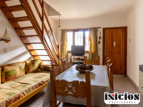 Casa 3 ambientes con 1 baño