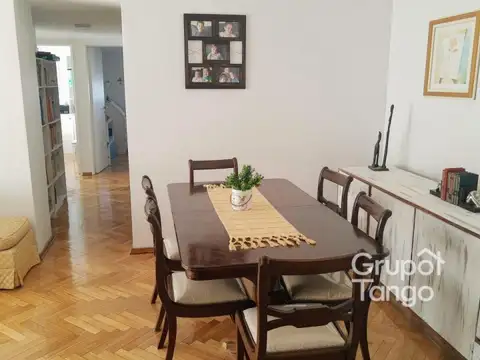 Departamento 4 ambientes con 2 baños