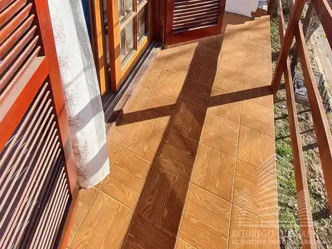 Depto Tipo Casa en Venta con 1 cocheras