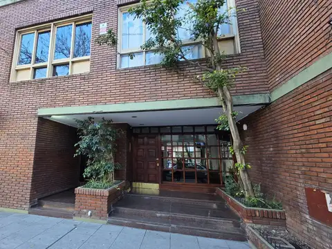 Garibaldi 200, Piso 3