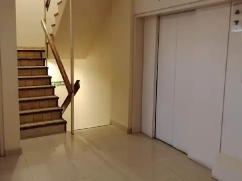 ituzaingo 100, Piso 9