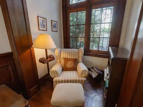 Casa 7 ambientes con 4 baños